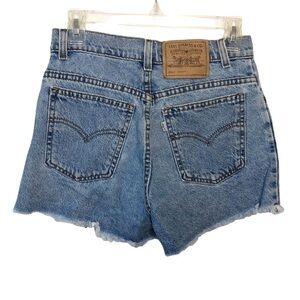 Levi’s Vintage 910 White Tab High Waisted Jean Shorts 7